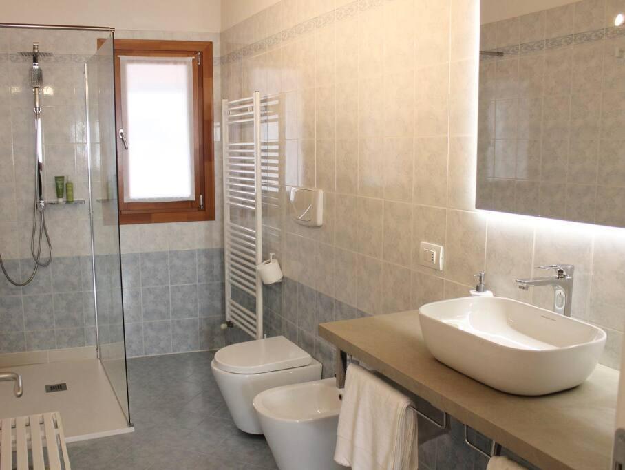 Charming & Modern In The